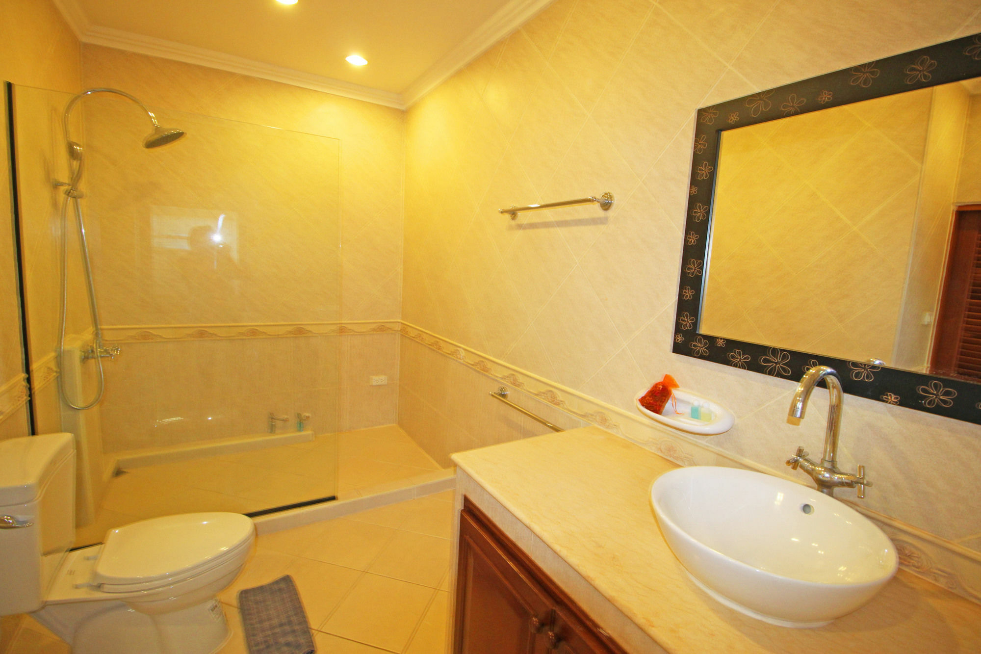 Cosy Beach Pool Villas By Pattaya Sunny Rentals Luaran gambar